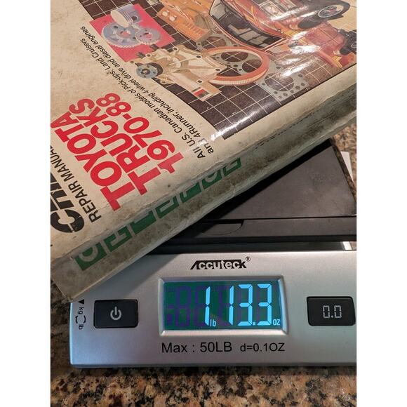 Chilton's Repair Manual Book Toyota Trucks 1970-88 Part No. 7035 4WD Diesel READ - Picture 13 of 13